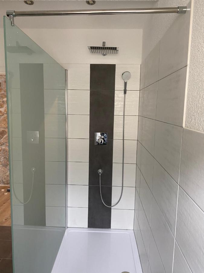 Grosser Vampir Thale Buitenkant foto